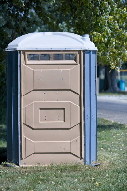 Portable Toilet Options We Offer in Inwood, FL